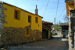 albergue bodenaya 2 300x199 Camino de Santiago